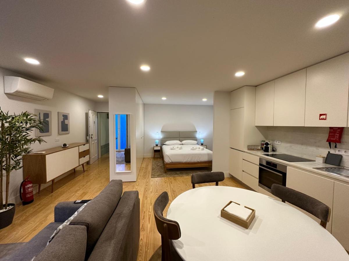 Sm Apartments Порто Екстериор снимка